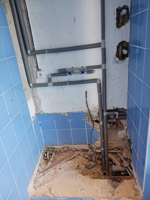 Radovesnice - Kompletní dodávka zednických a instalatérských prací výměna sprchového koutu